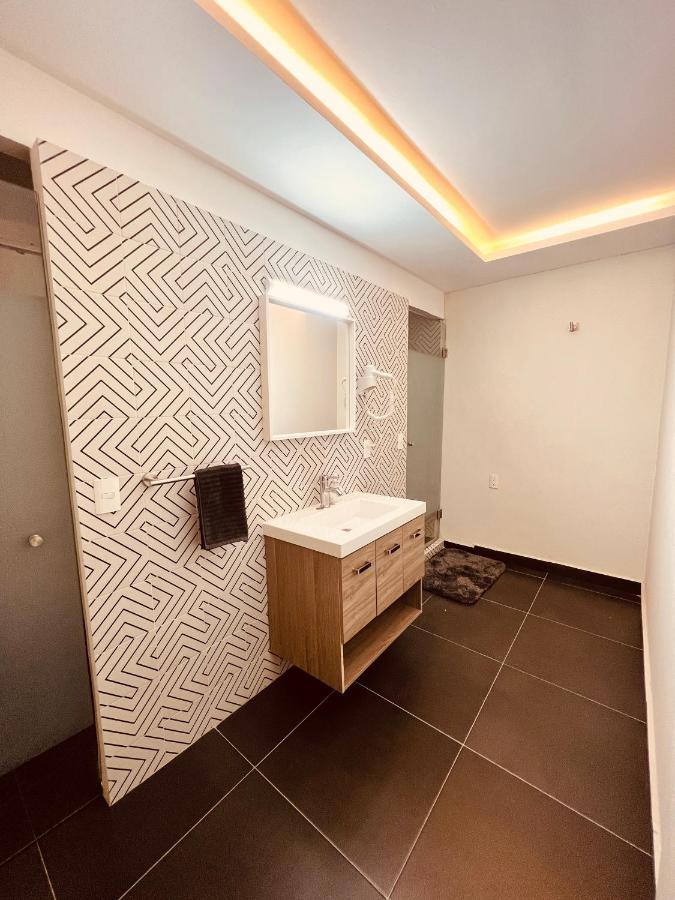 Suites Bauhaus Casa Blanca La Corregidora Εξωτερικό φωτογραφία